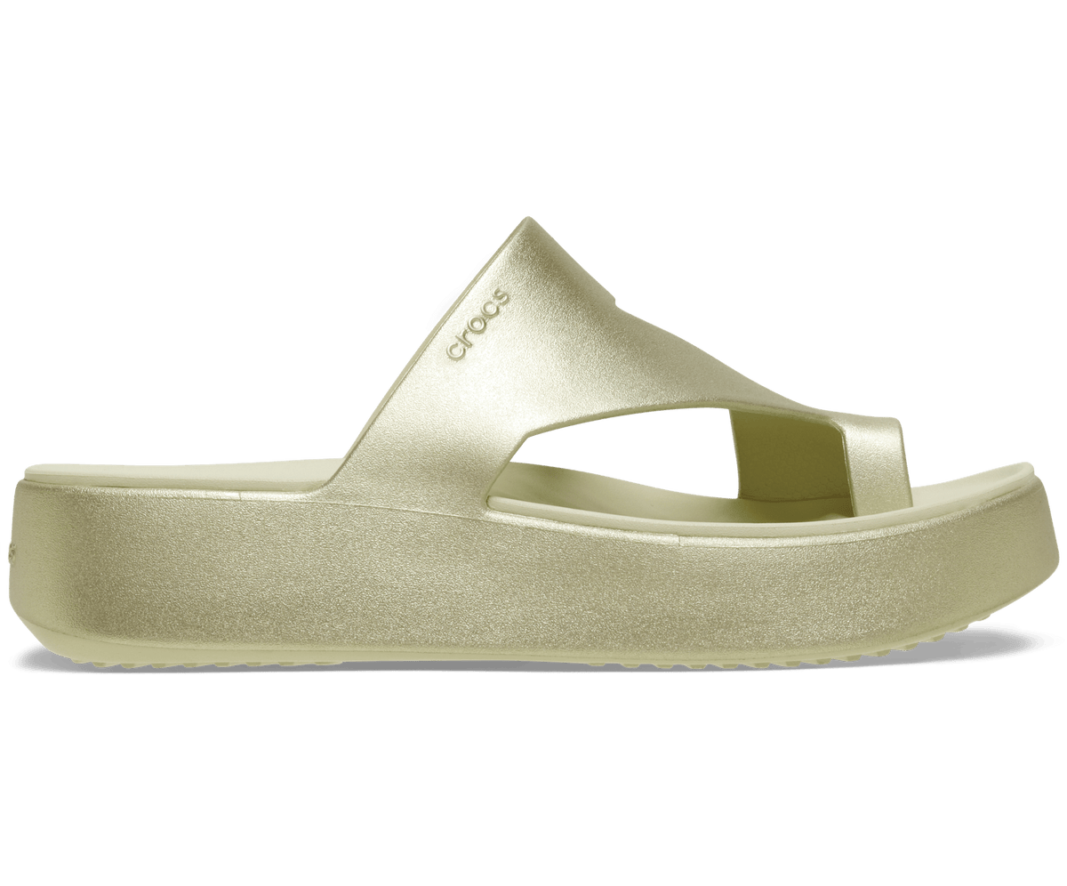 Crocs Getaway Platform Toe Loop Metallic Sandal – Women's