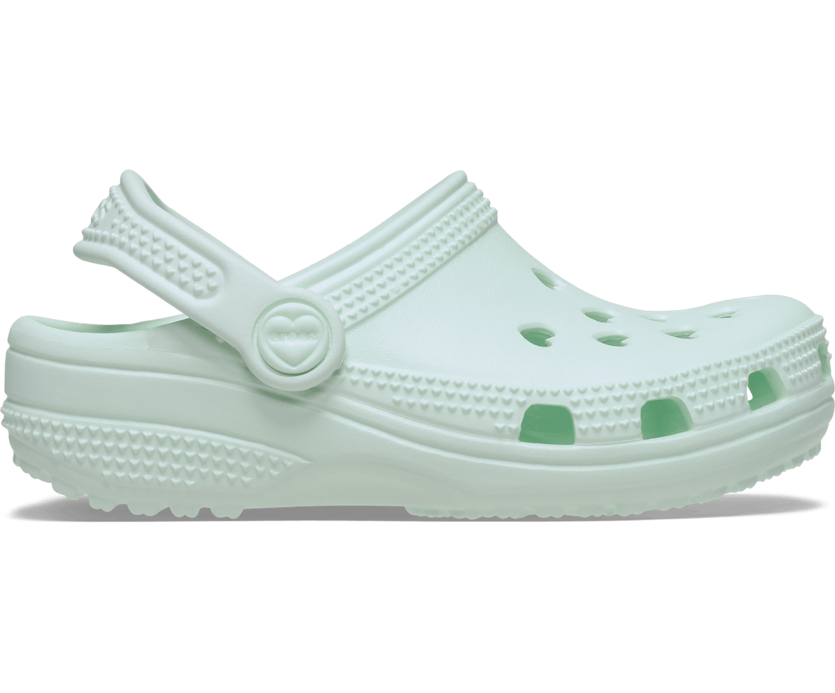 Crocs Classic Hearts Cut Out Clog – Toddlers'